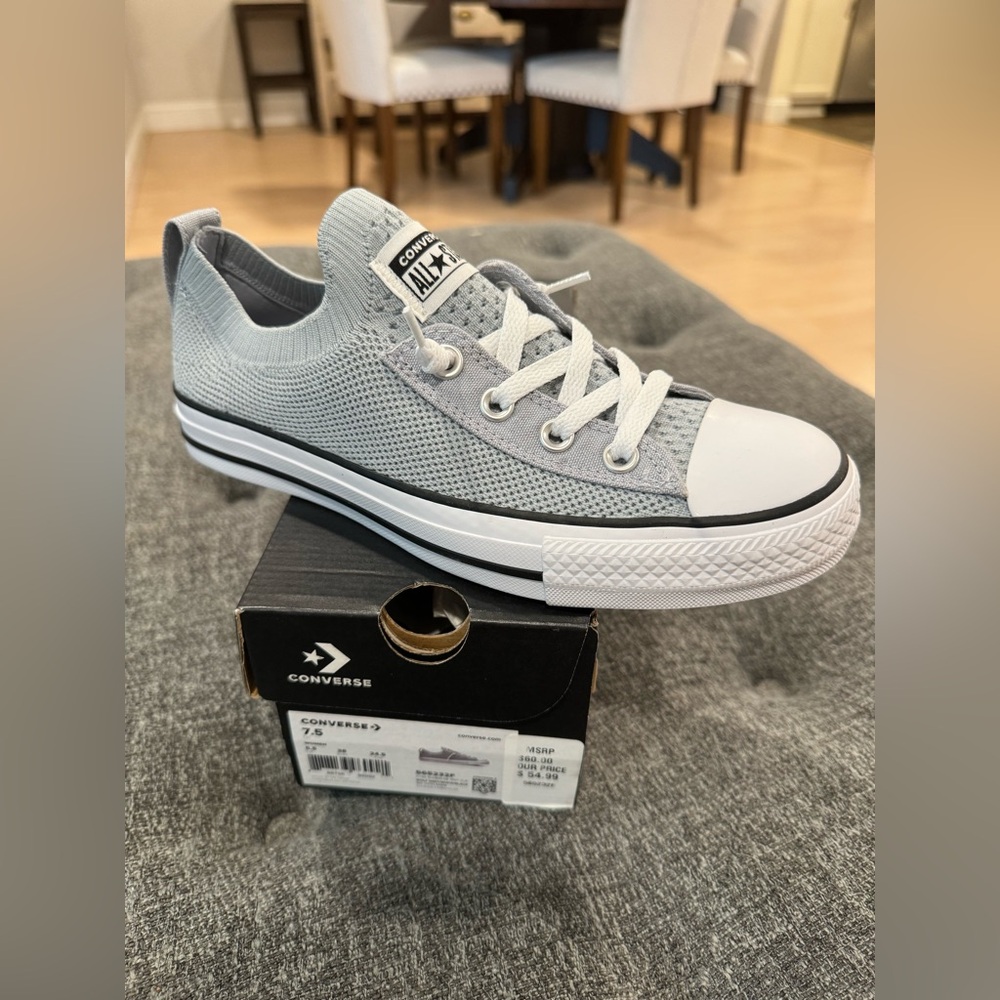 Converse 7.5 baby blue/grey color